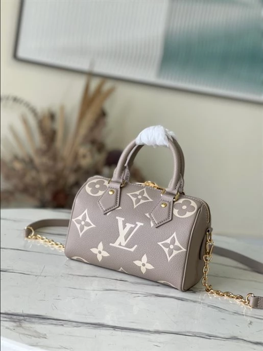 Speedy Bandoulière 20 Monogram Empreinte Leather – LB213