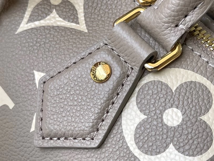Speedy Bandoulière 20 Monogram Empreinte Leather – LB213