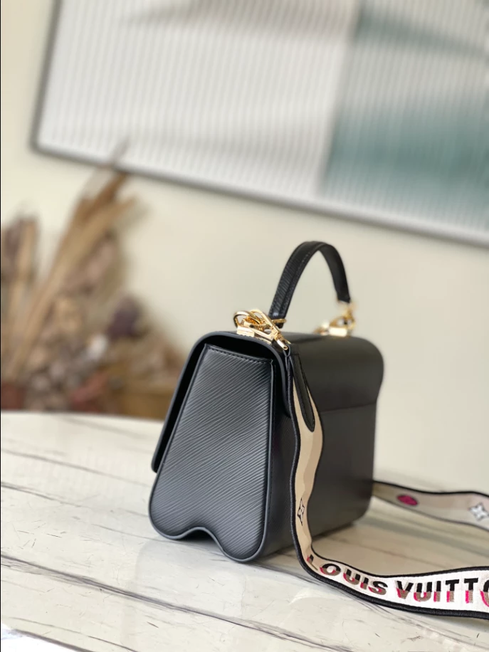 Twist MM handbag – LB290