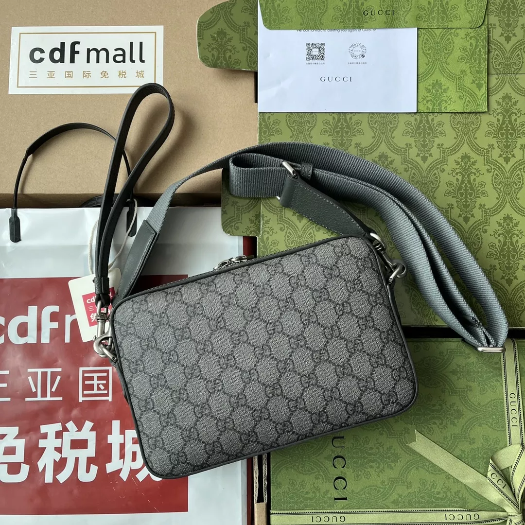 G*u*i ophidia gg shoulder bag