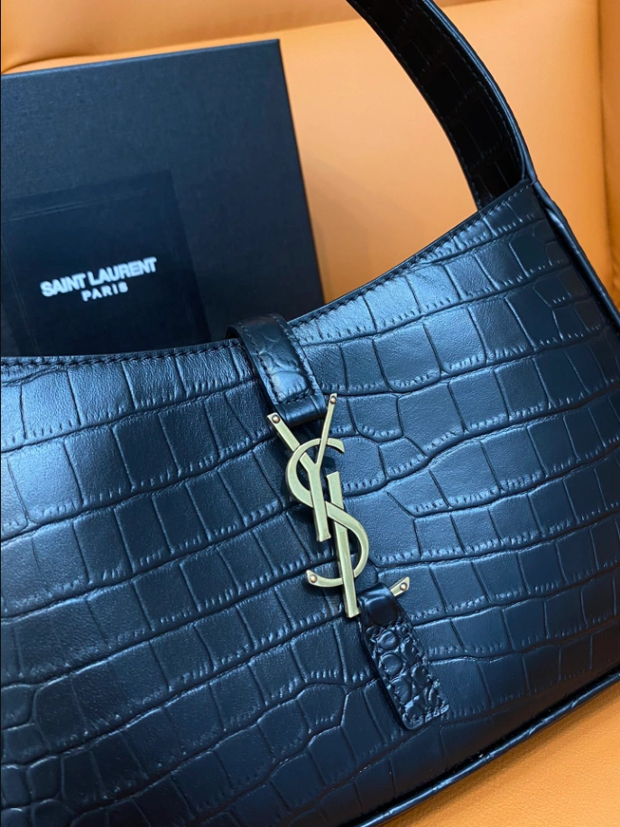 LE 5 à 7 in Crocodile-Embossed Shiny Leather Bag - YB026