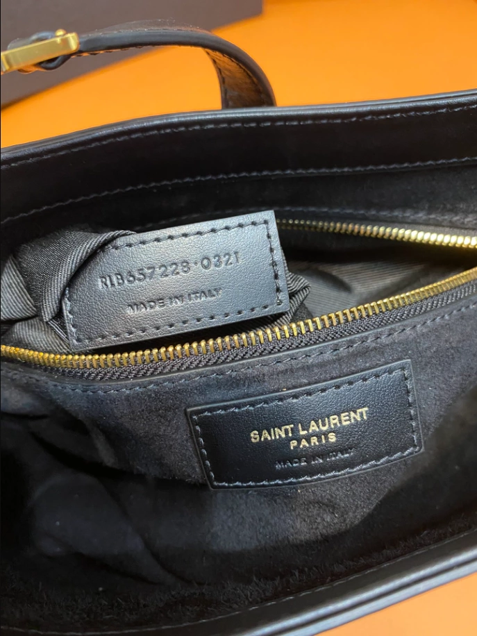 LE 5 à 7 in smooth leather Bag - YB015