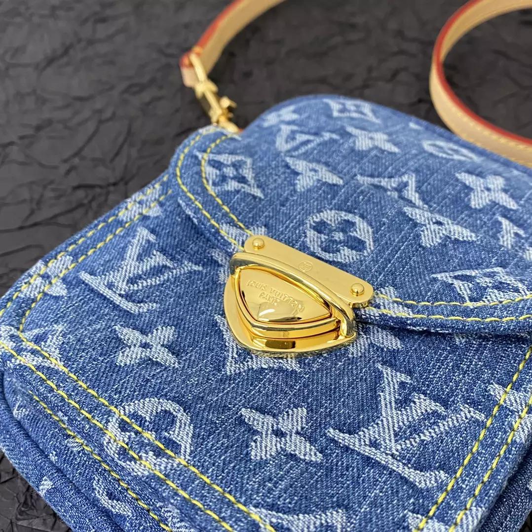 LV Fairfax Pochette Monogram Denim