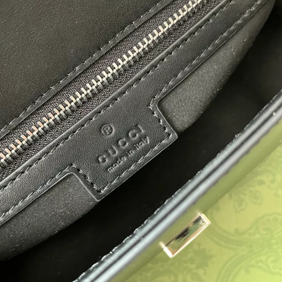 Petite GG Small Shoulder Bag – GB226