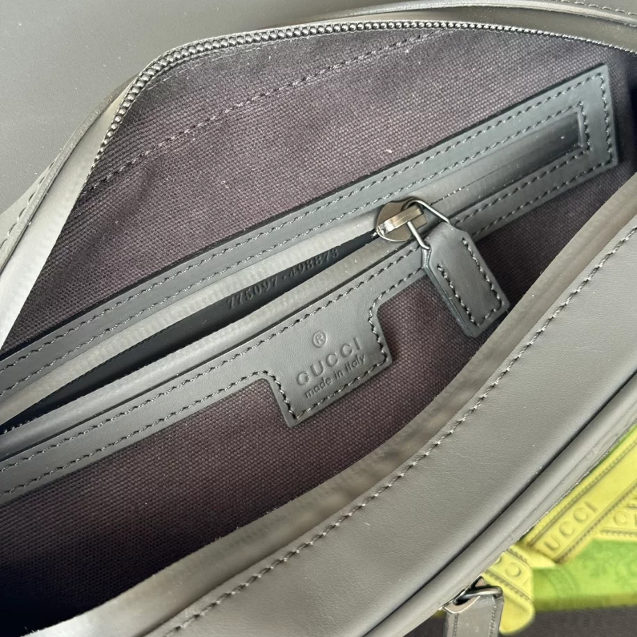 GG Crossbody Bag - GB264