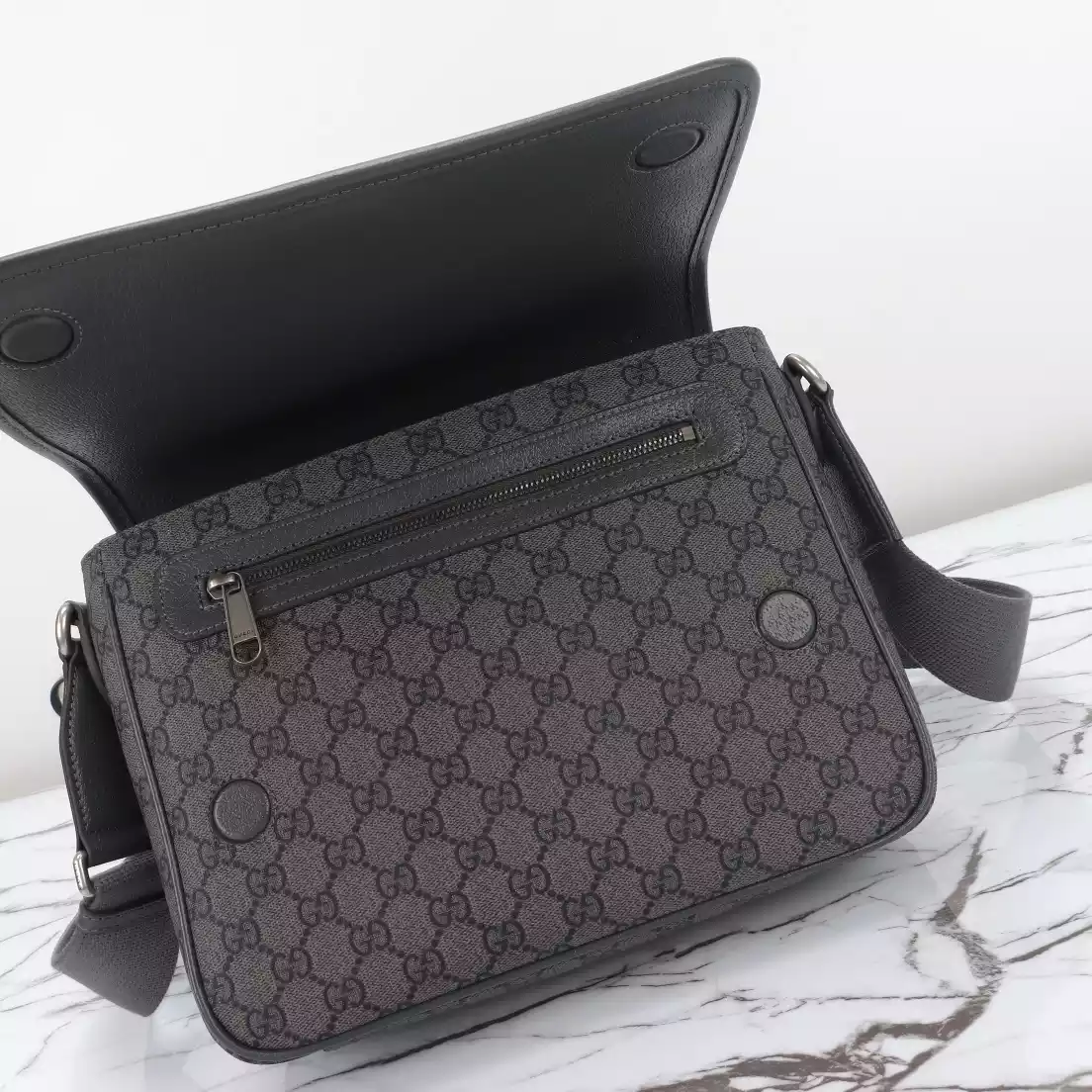 GG Ophidia Medium Messenger Bag - GB266