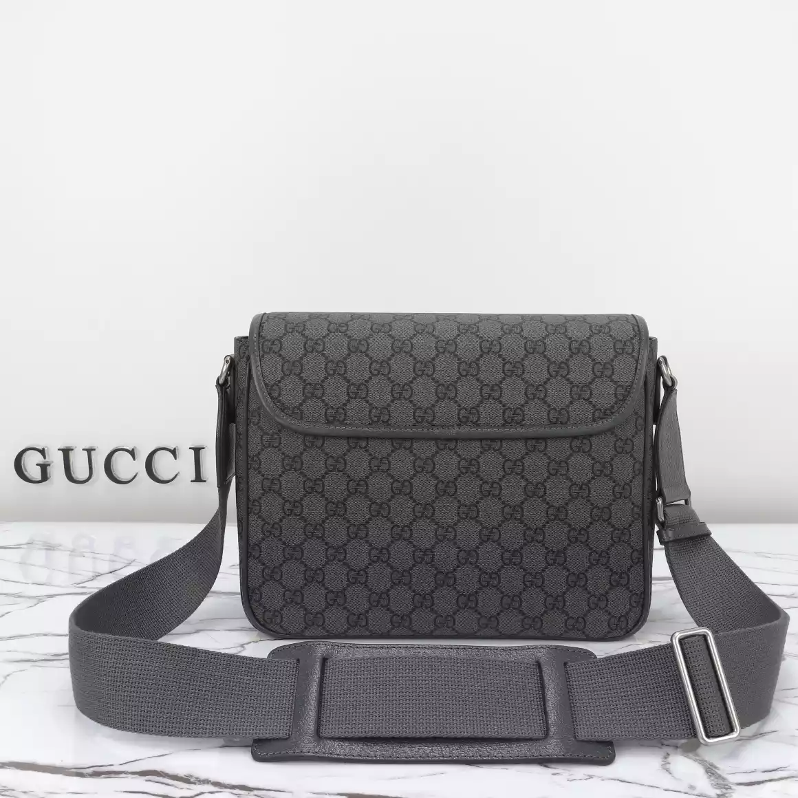GG Ophidia Medium Messenger Bag - GB266