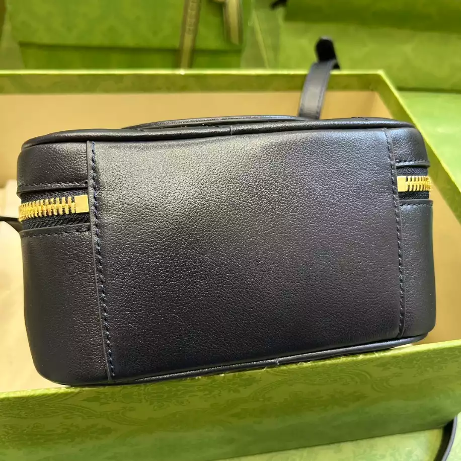 Gucci Blondie Top Handle Bag – GB280