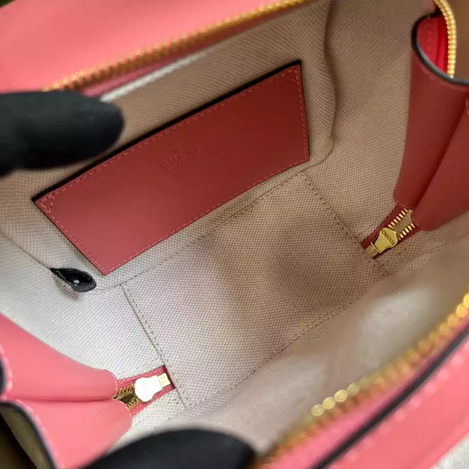 Gucci Blondie Top Handle Bag – GB281
