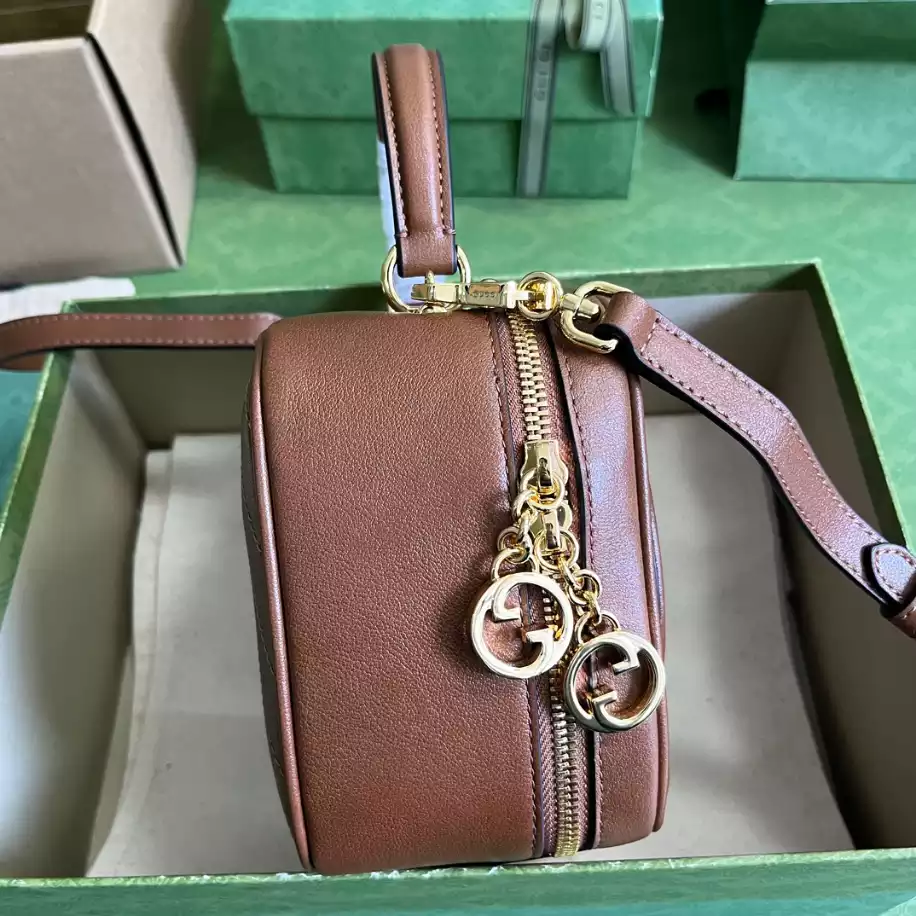 Gucci Blondie Top Handle Bag – GB282