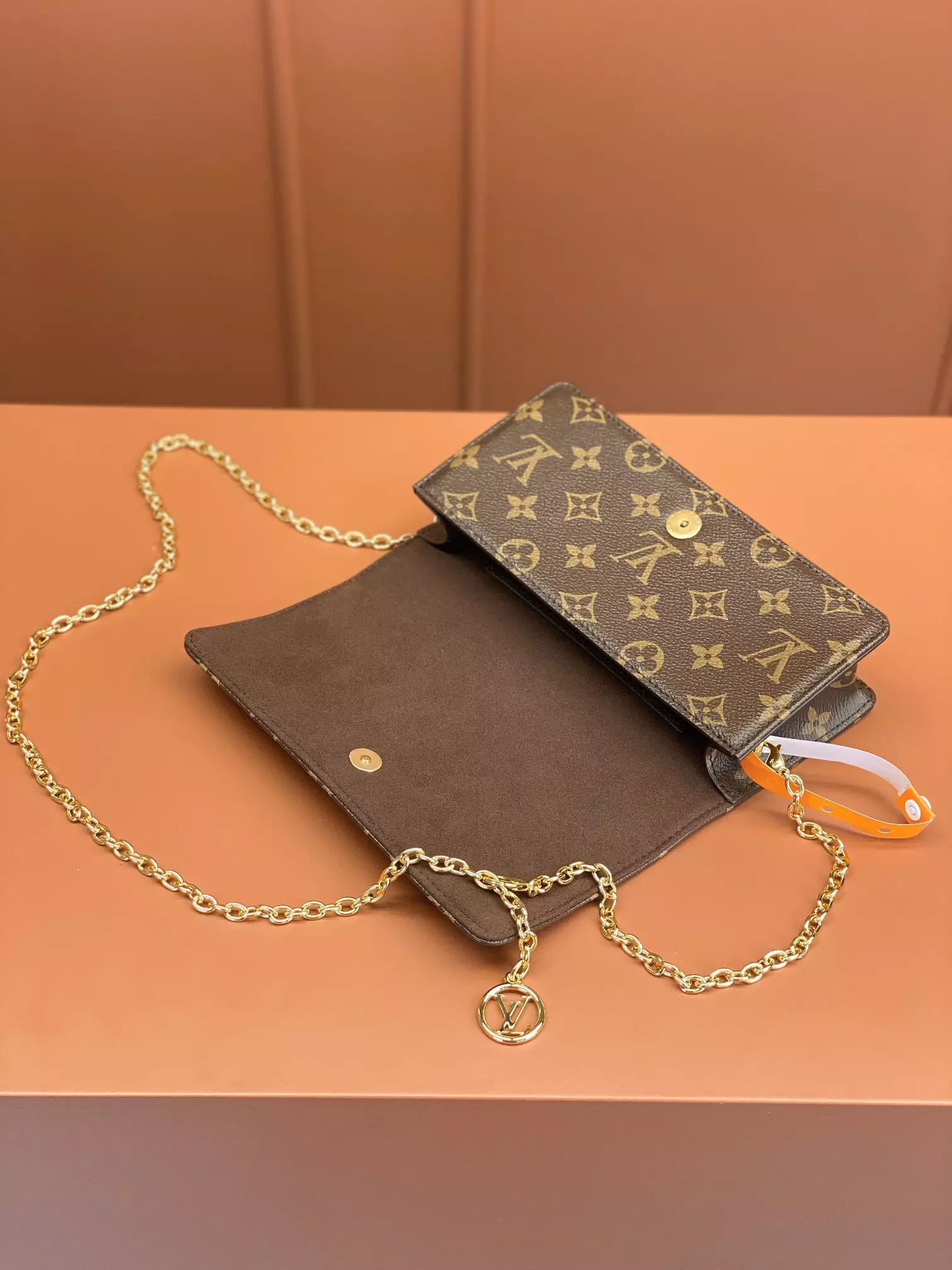 Lily Wallet On Chain Monogram Canvas Brown