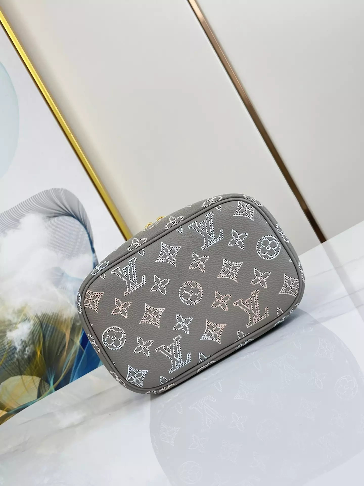 Nice Mini Vanity Case Gray Mahina Calfskin