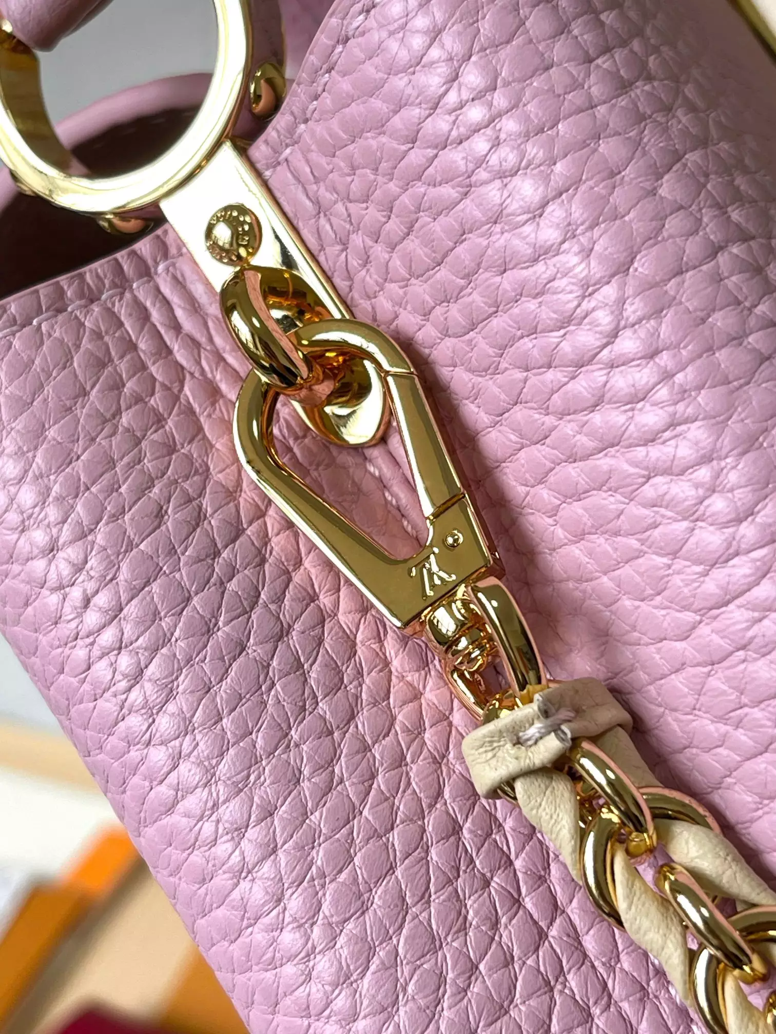 LV Capucines Mini Capushell in Light Pink