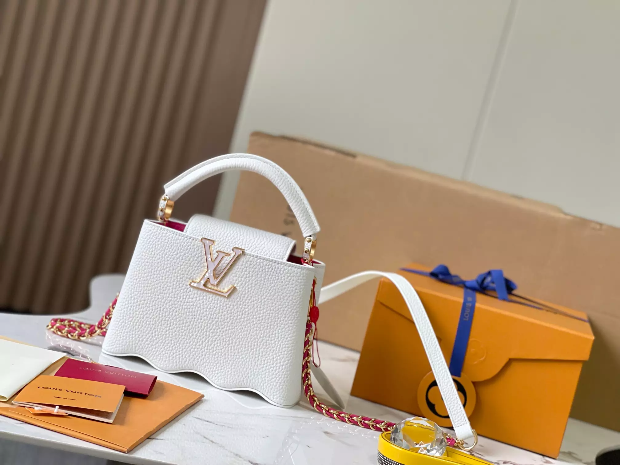 LV Capucines Mini Capushell in Snow White