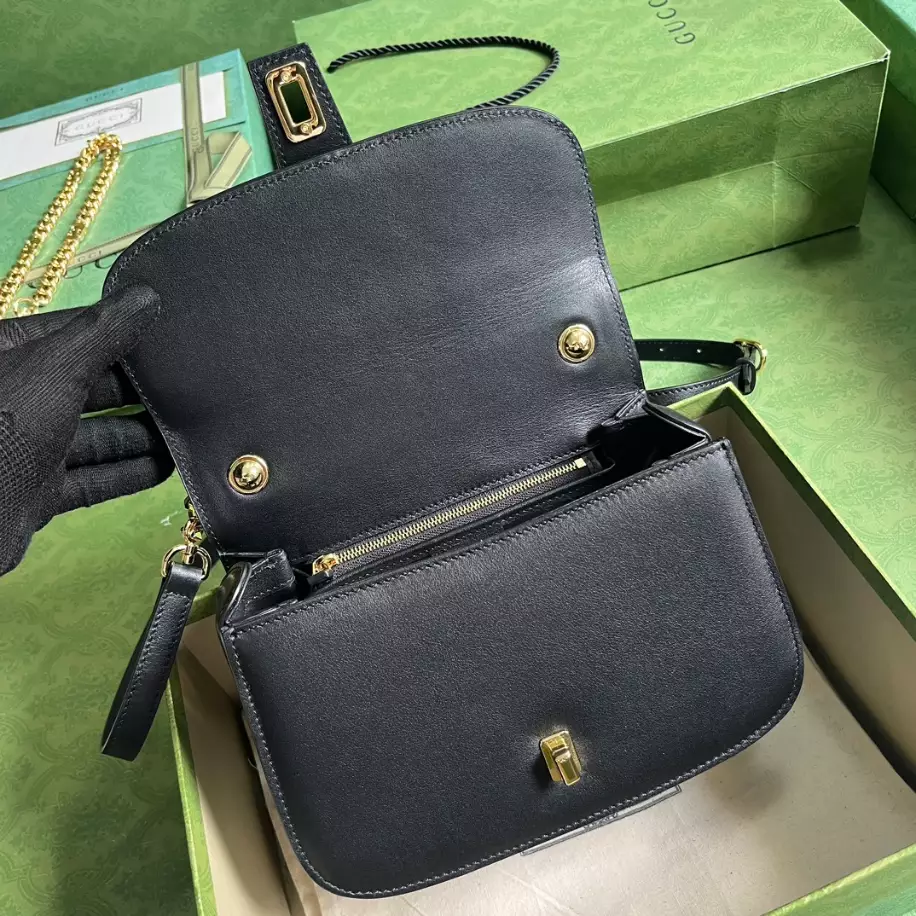 Gucci Blondie Top Handle Bag – GB284