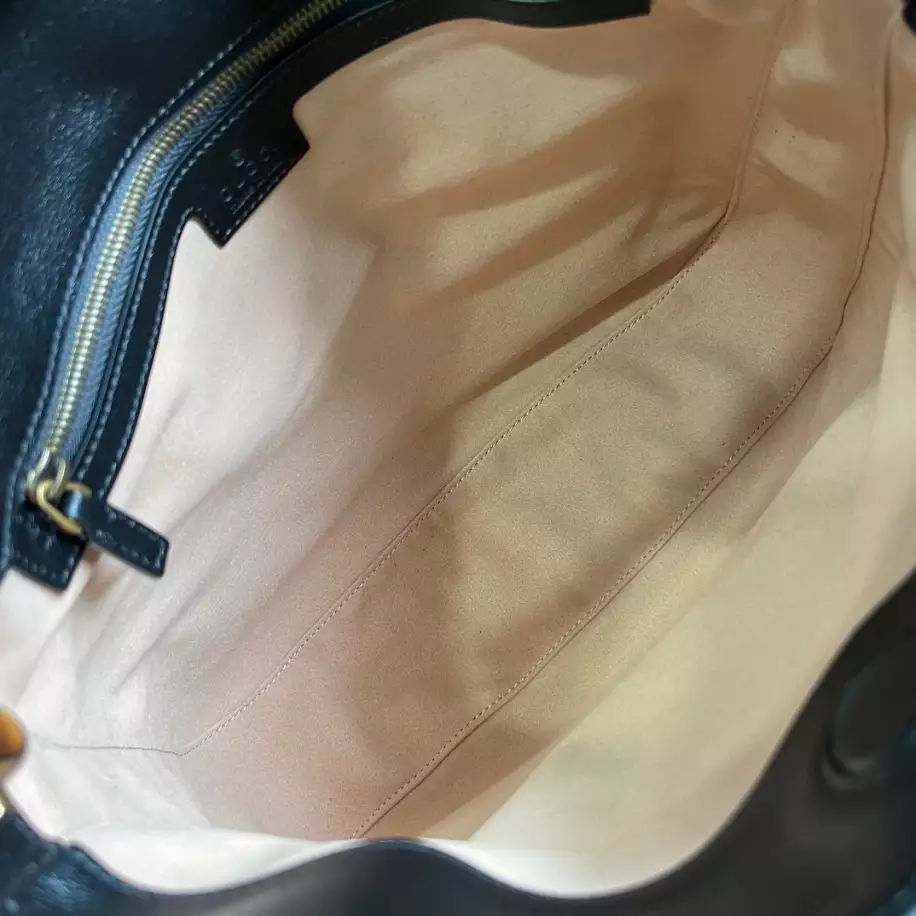 Gucci Diana Medium Shoulder Bag – GB293