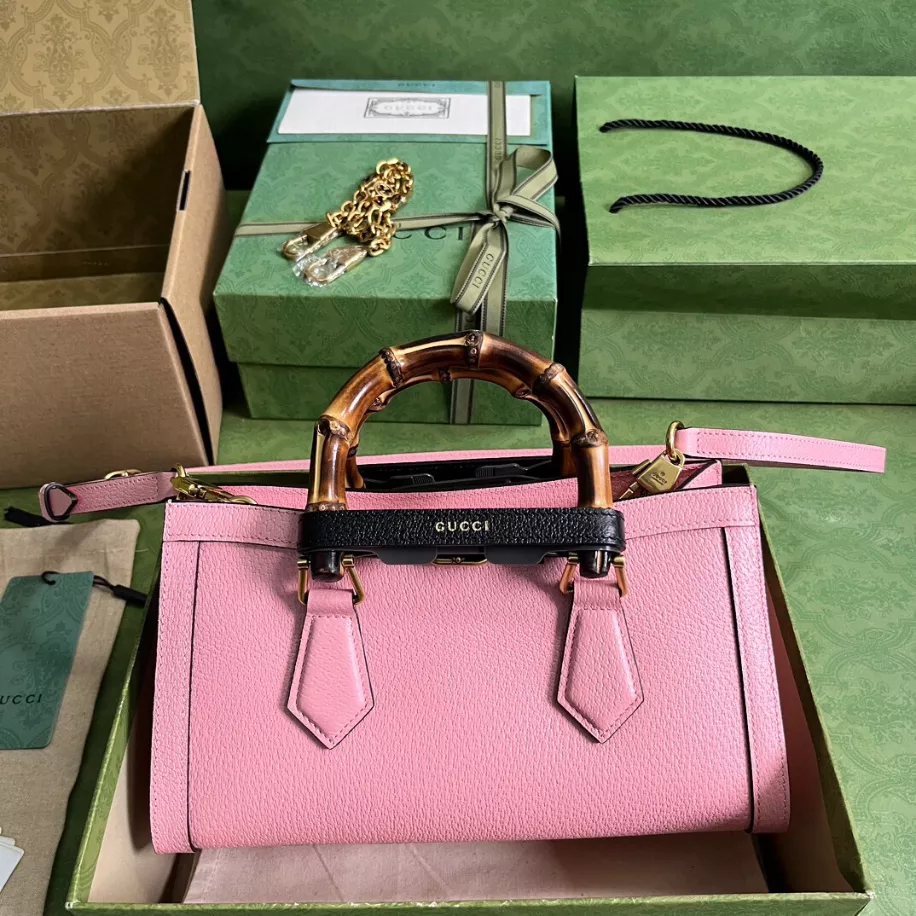 Gucci Diana Small Shoulder Bag – GB291
