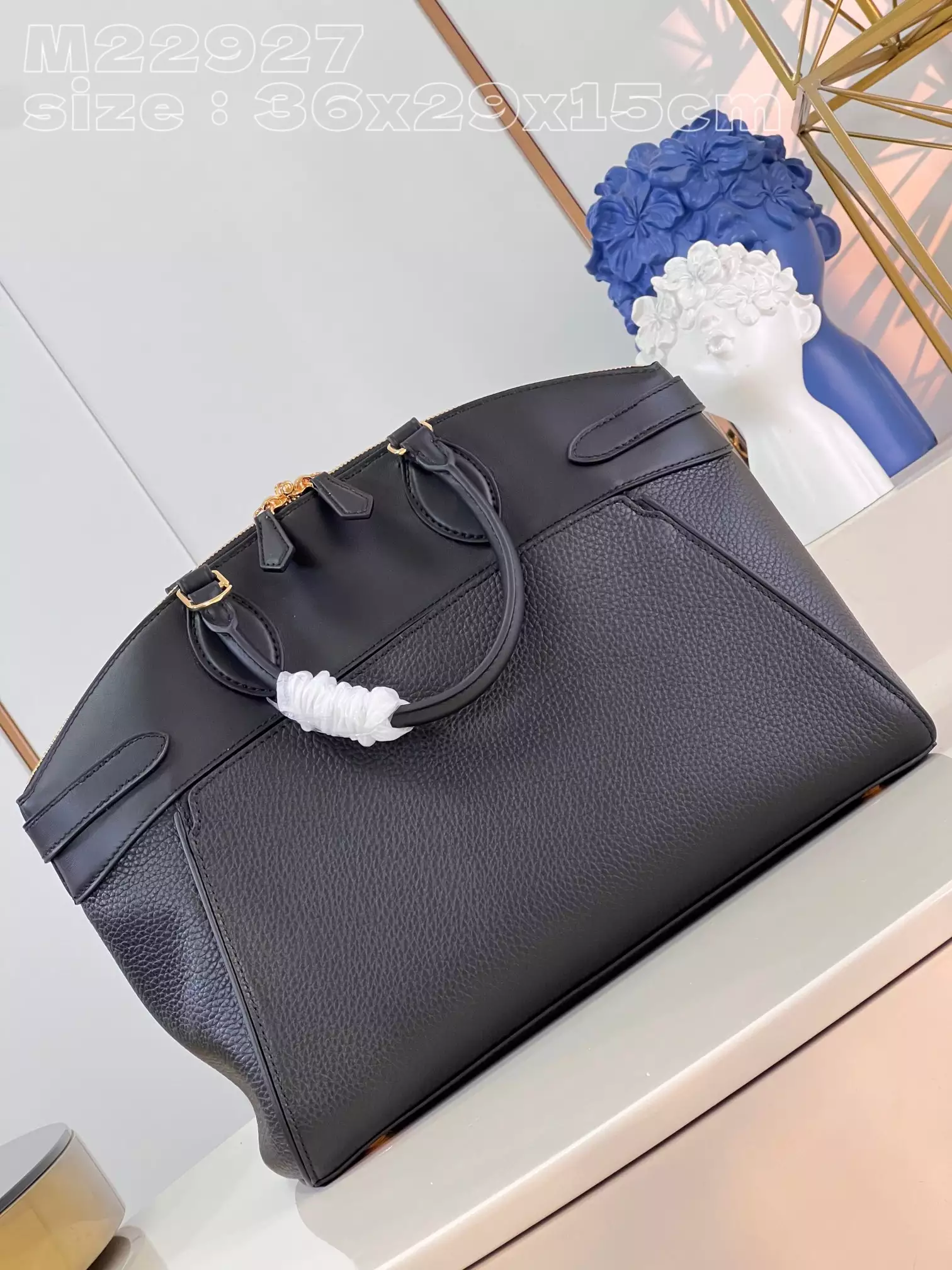 Lock It MM High End Black Taurillon Leather