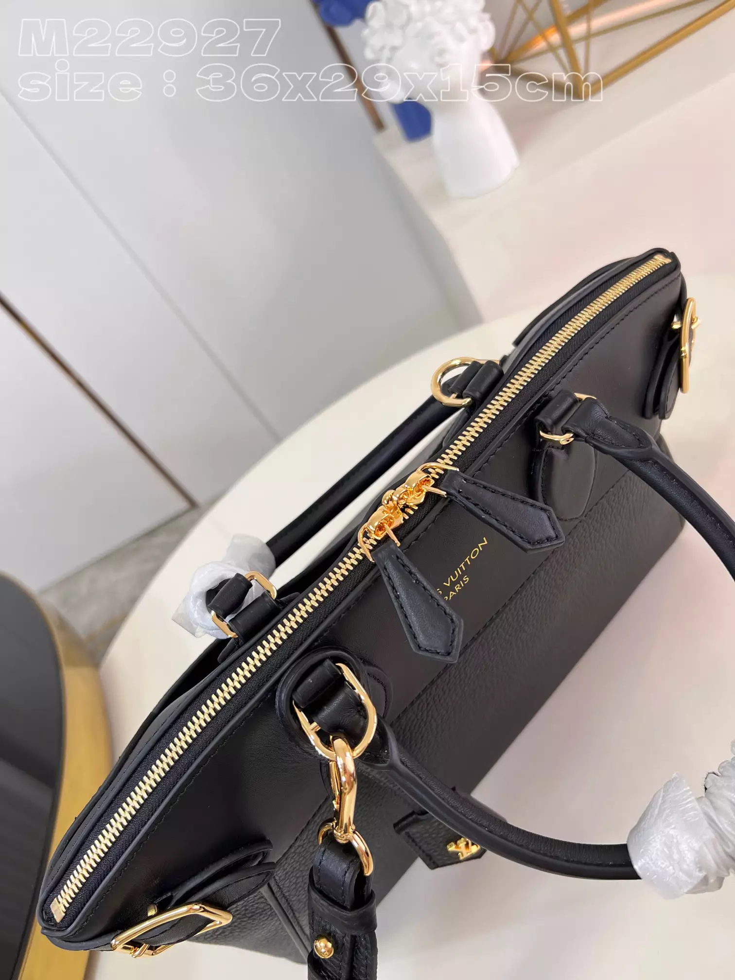 Lock It MM High End Black Taurillon Leather