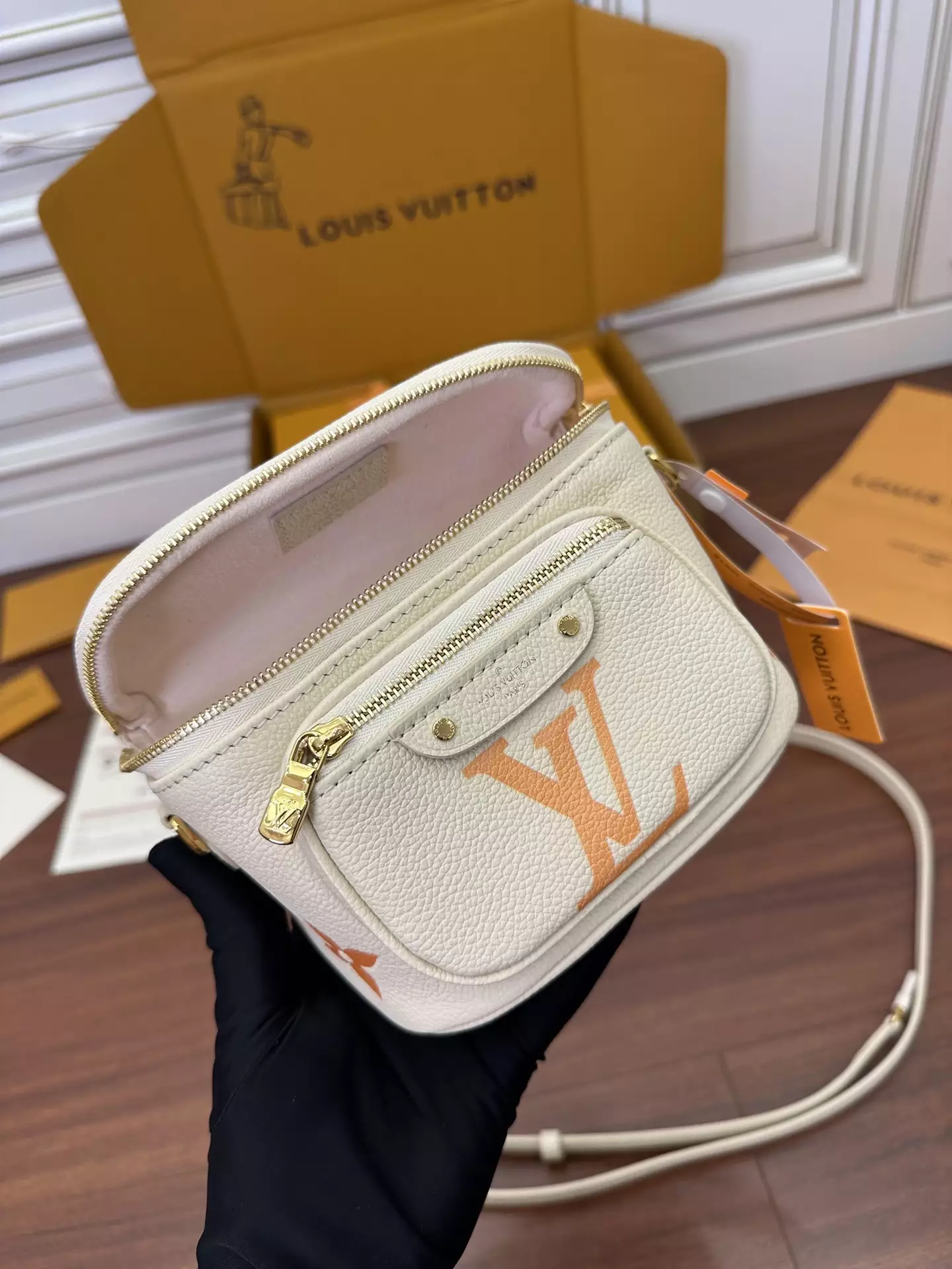 Mini Bumbag Monogram Empreinte Gradient Neutral Leather