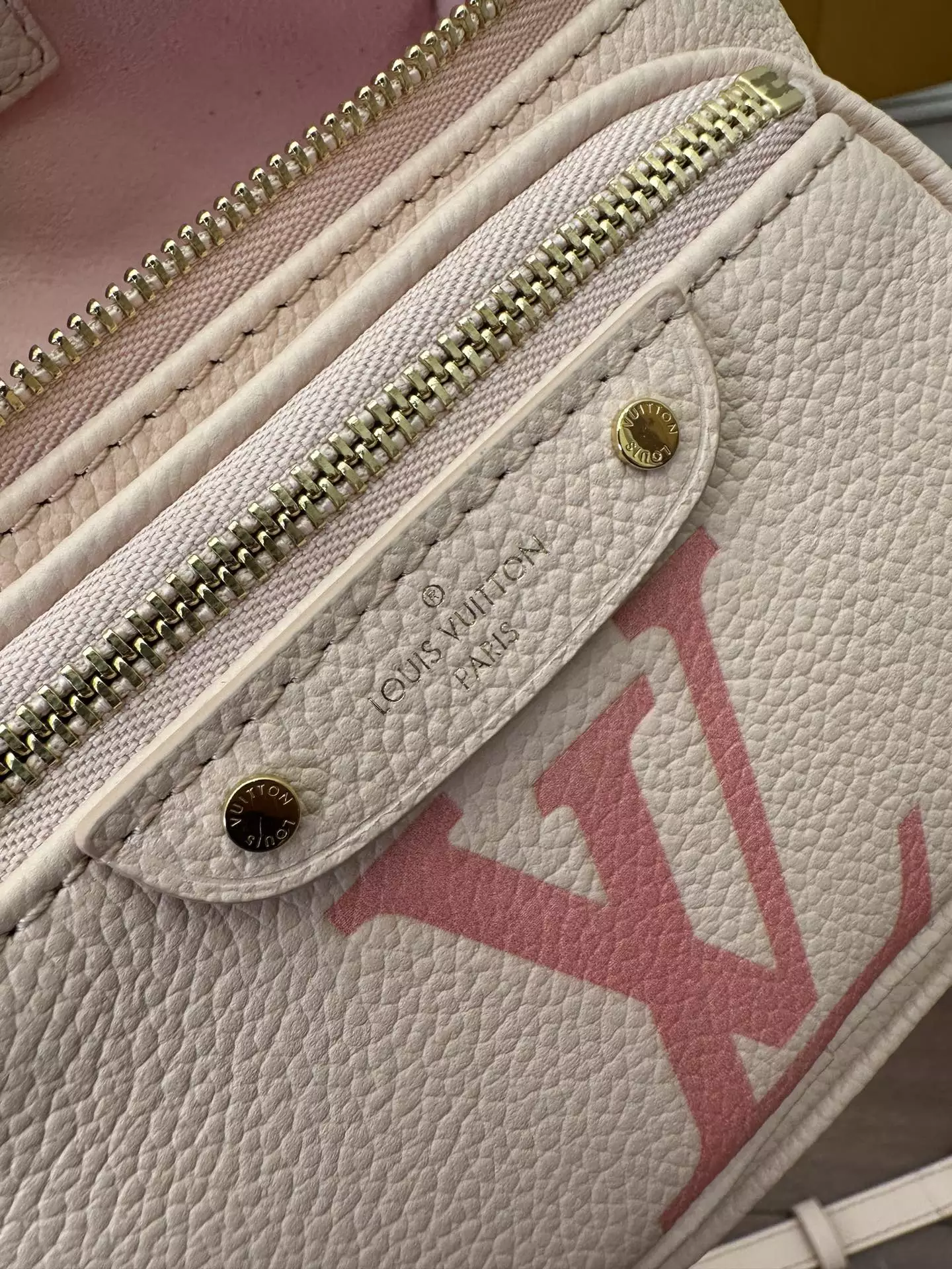 Mini Bumbag Monogram Empreinte Gradient Pink Leather