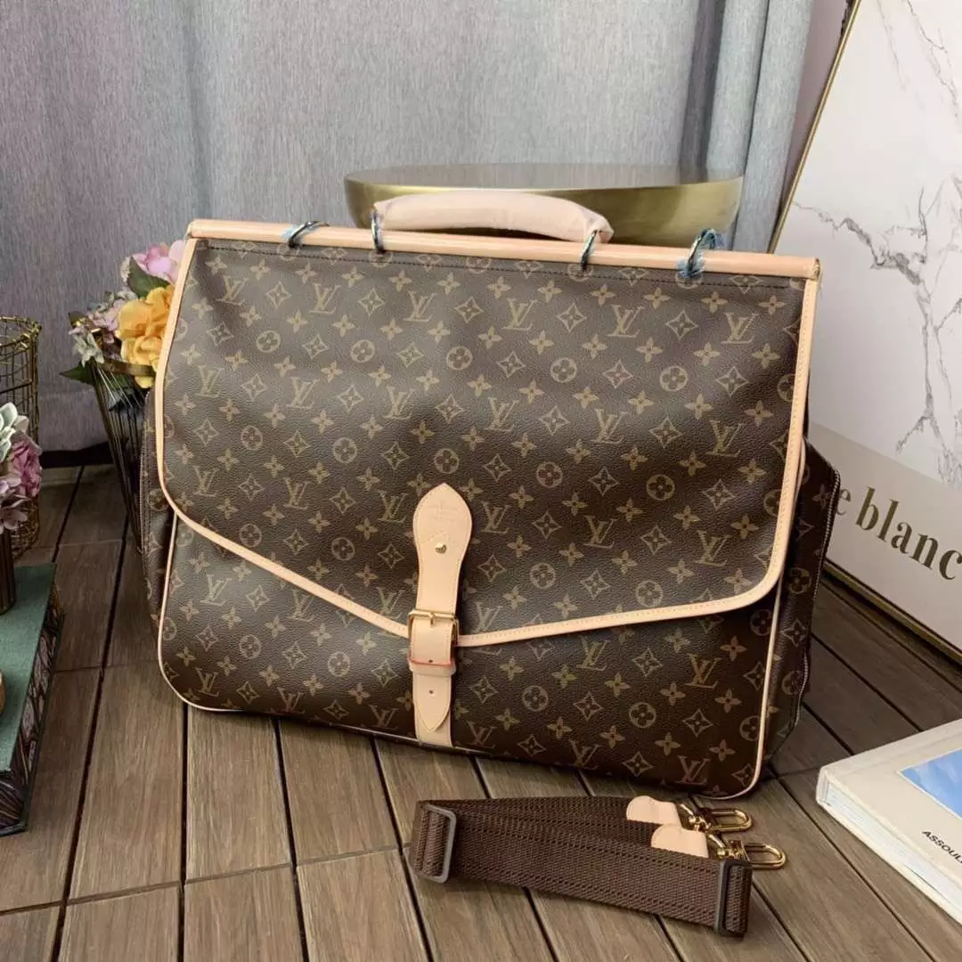 Sac Chasse Hunting Bag Monogram Canvas