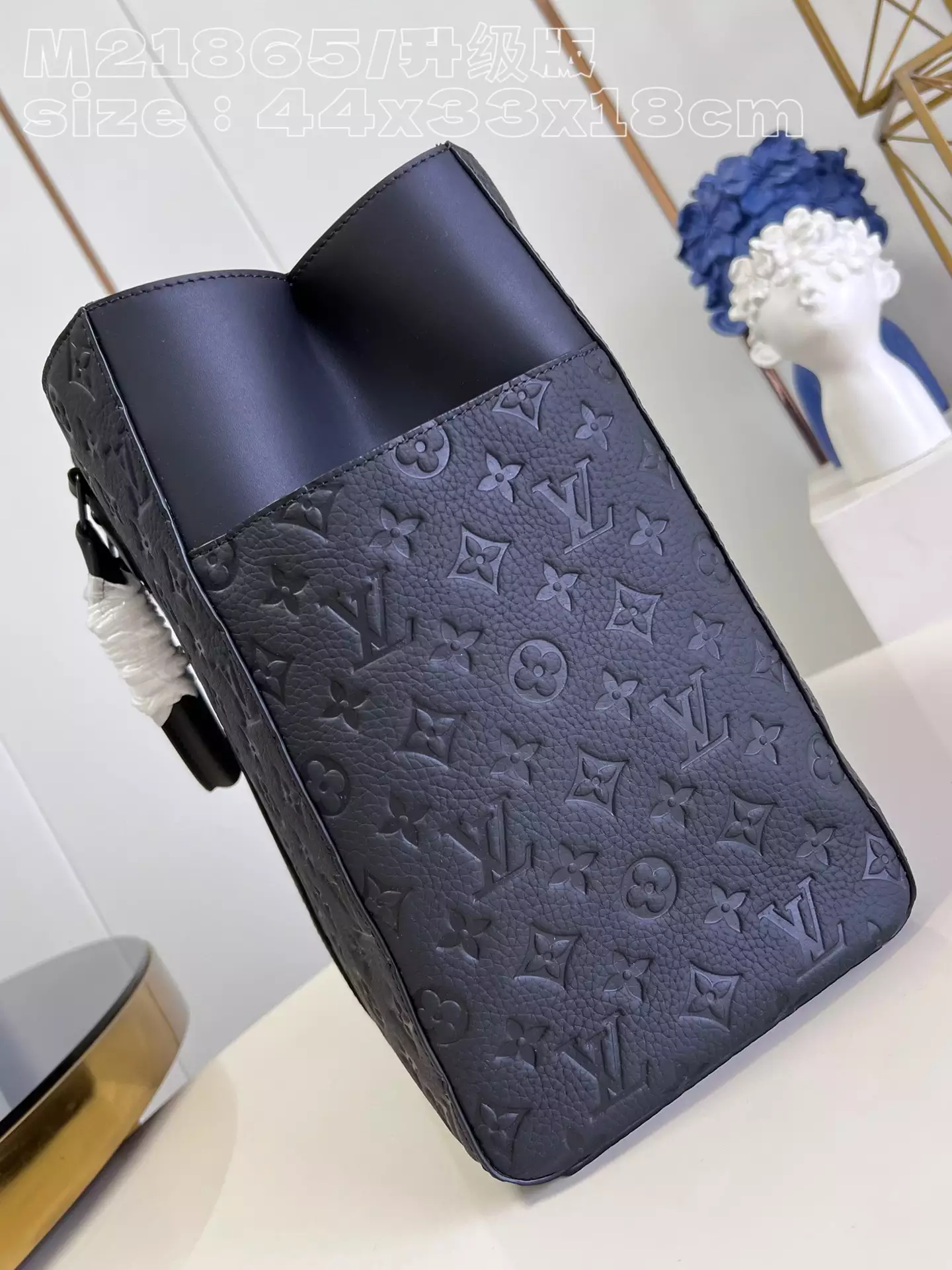 Sac Plat 24H Monogram Taurillon Black Leather