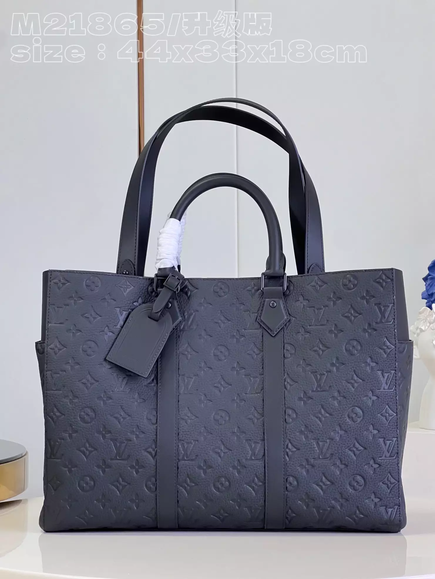 Sac Plat 24H Monogram Taurillon Black Leather