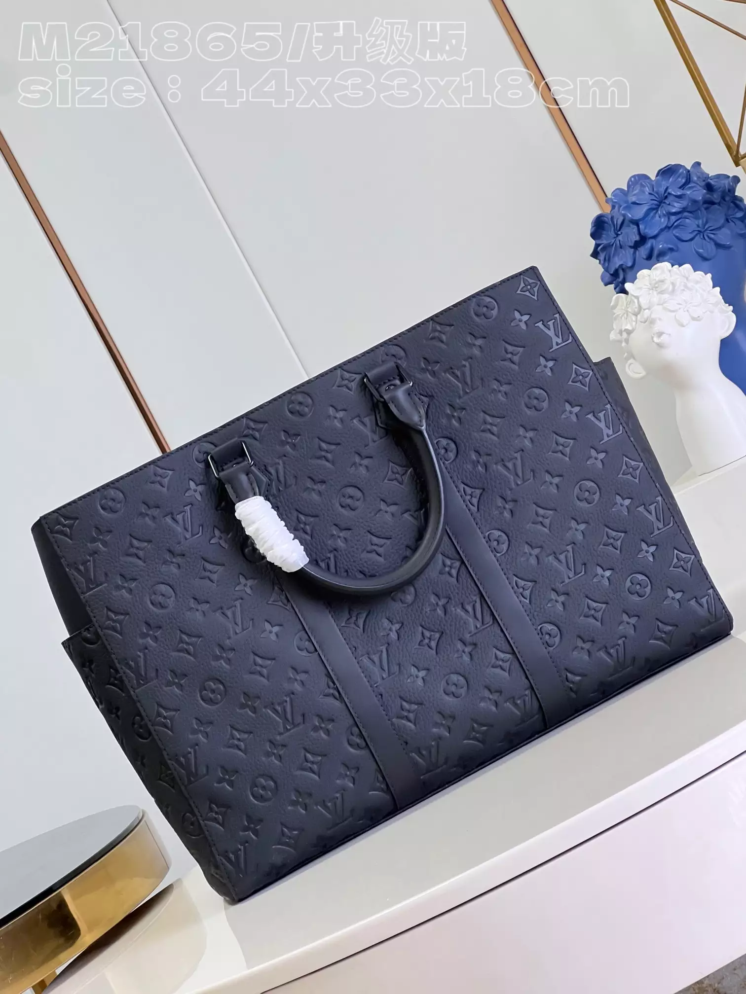 Sac Plat 24H Monogram Taurillon Black Leather