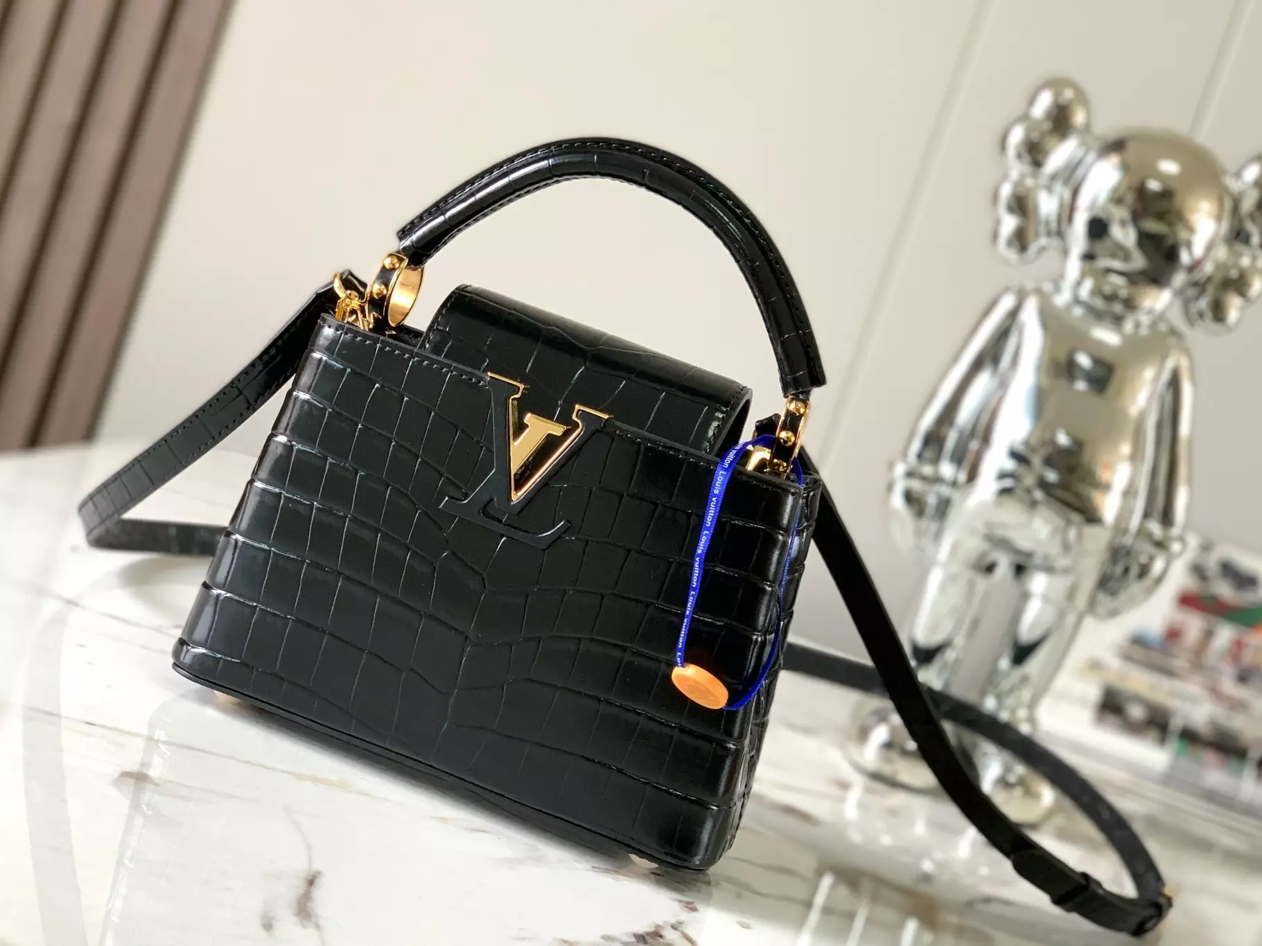 LV Capucines Mini Crocodilien Mat in Black