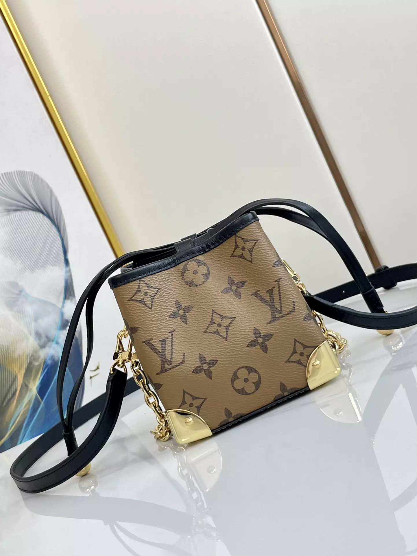 Noé Purse LV Charms Monogram Reverse Canvas