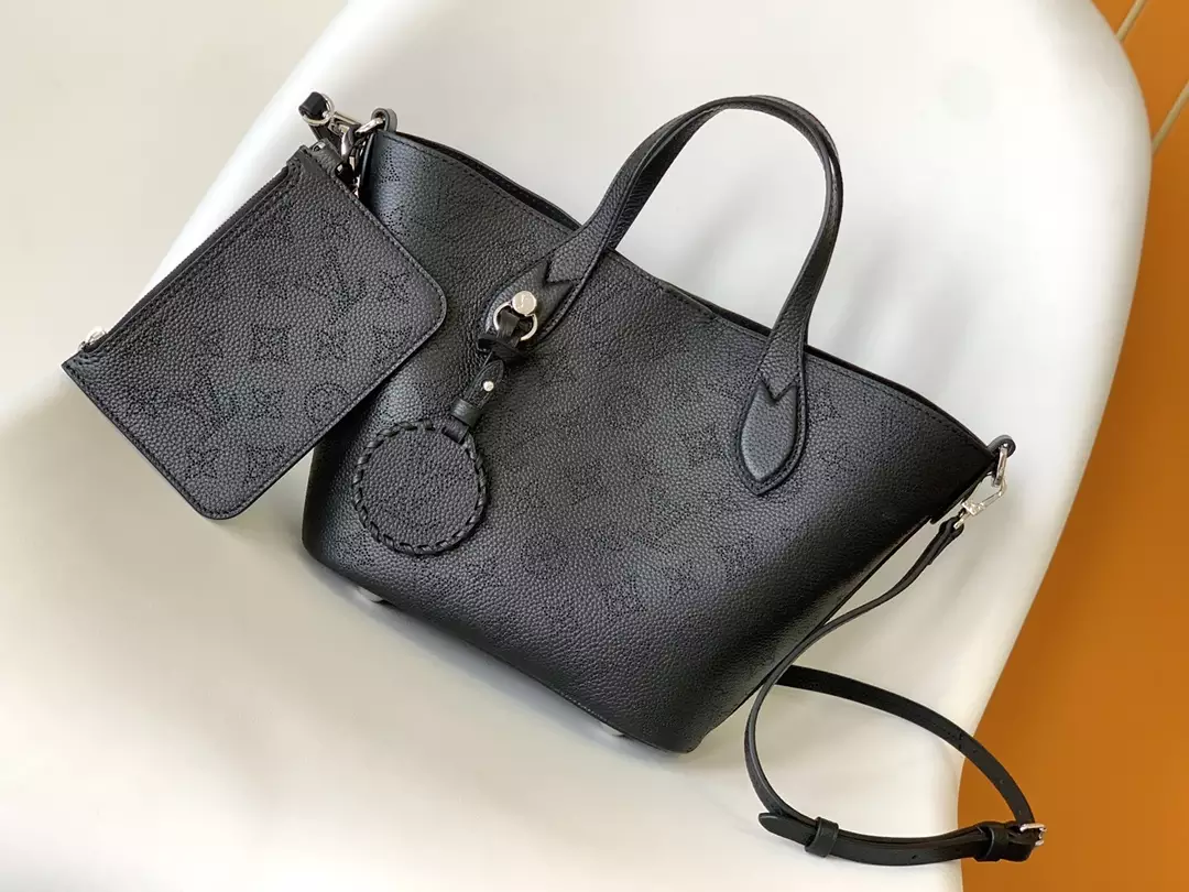 Blossom PM Mahina Black Leather