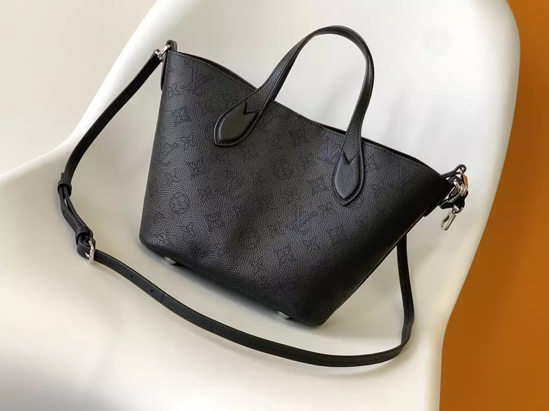 Blossom PM Mahina Black Leather