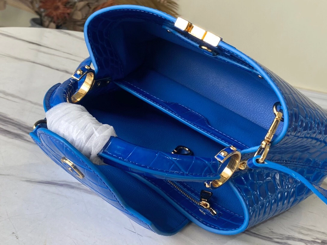 Capucines BB Crocodilien Brillant Bag