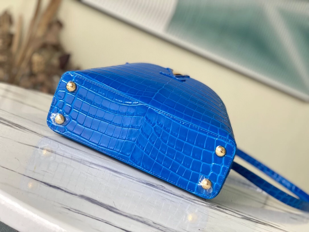 Capucines BB Crocodilien Brillant Bag