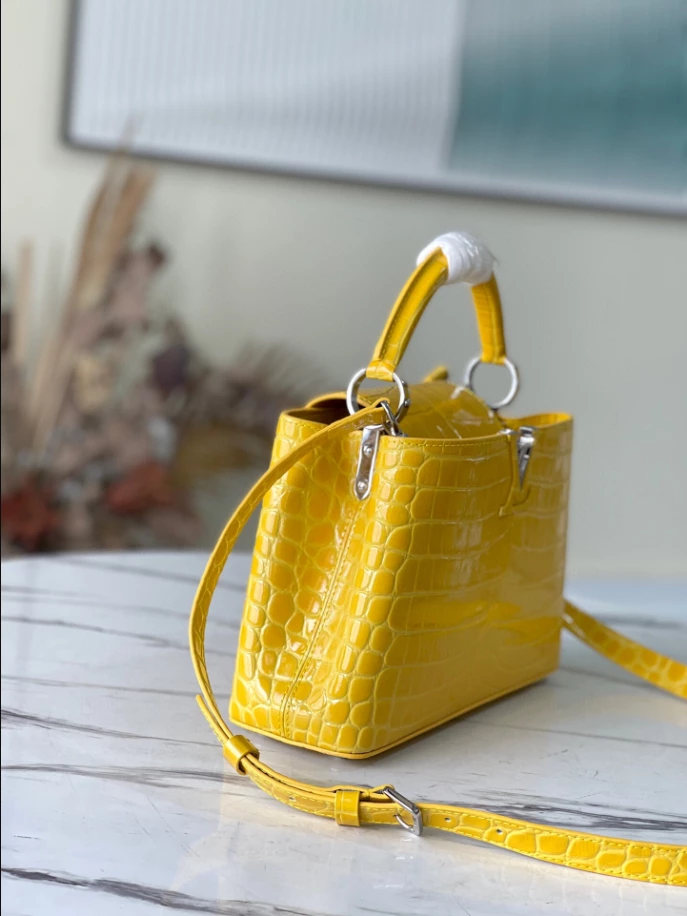 Capucines BB Crocodilien Brillant Bag