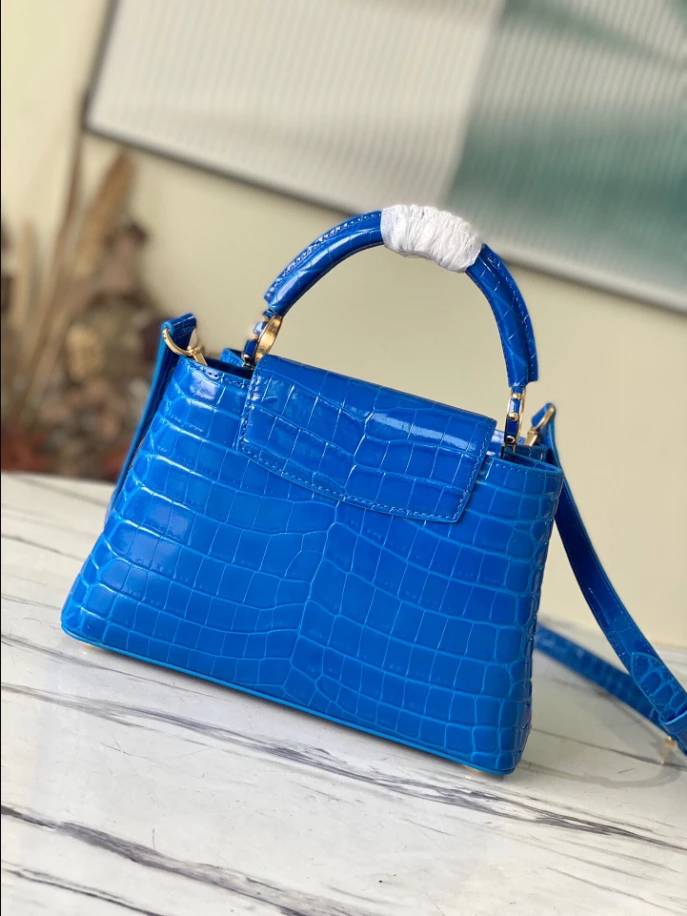 Capucines BB Crocodilien Brillant Bag