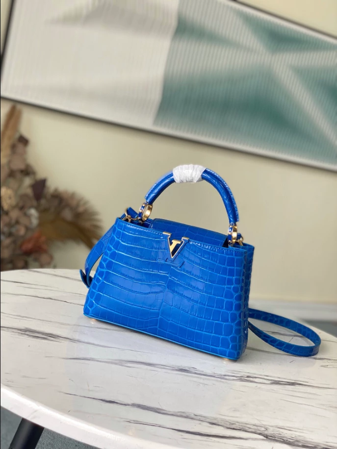 Capucines BB Crocodilien Brillant Bag