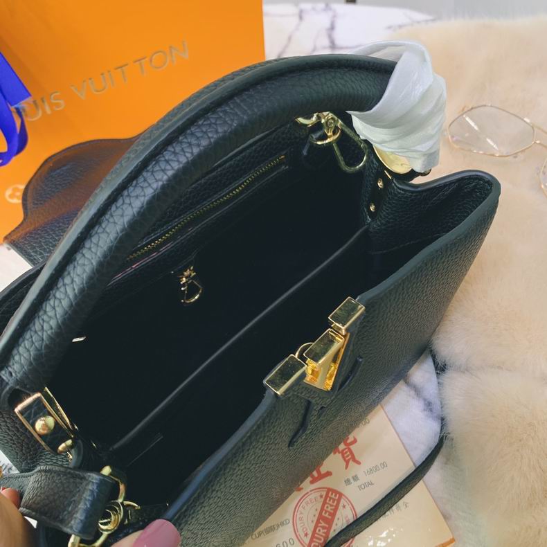 Capucines BB Taurillon Leather Bag