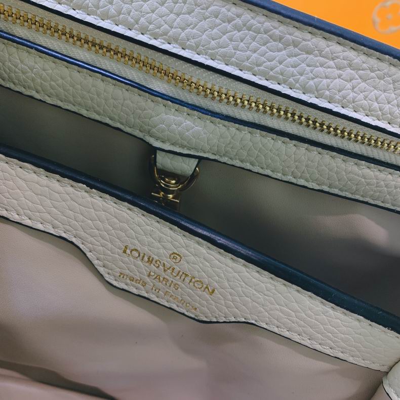 Capucines BB Taurillon Leather Bag