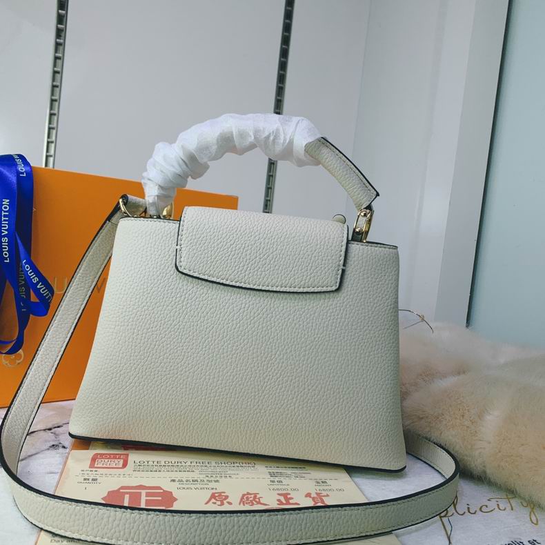 Capucines BB Taurillon Leather Bag