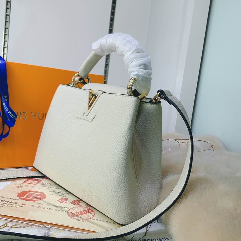 Capucines BB Taurillon Leather Bag