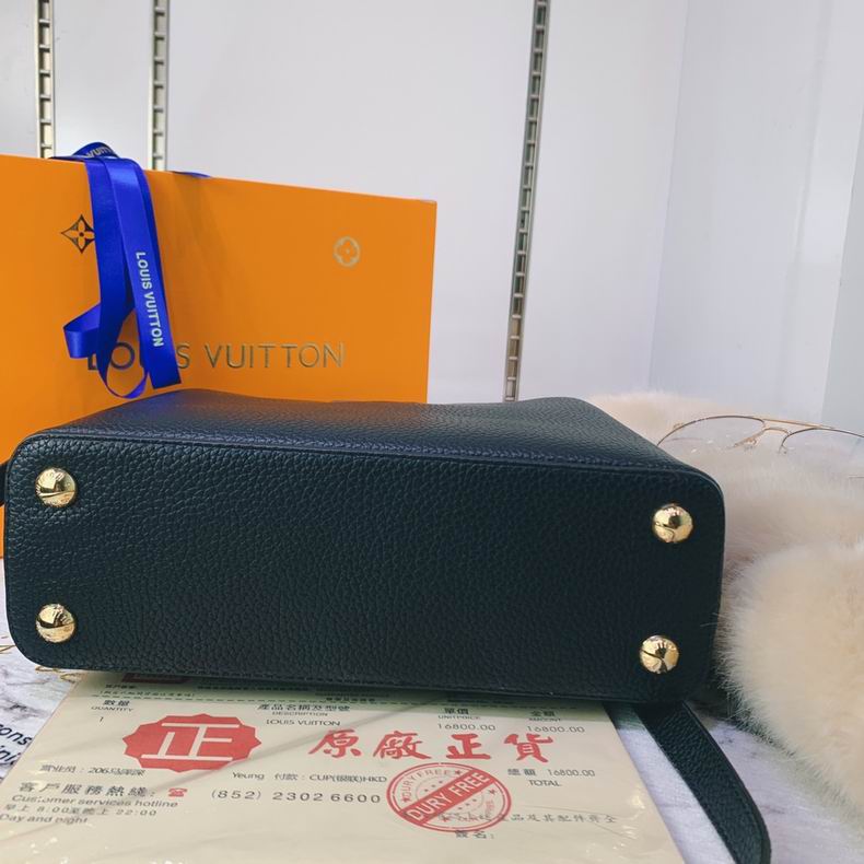 Capucines BB Taurillon Leather Bag