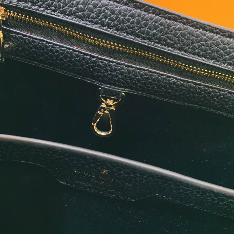 Capucines BB Taurillon Leather Bag