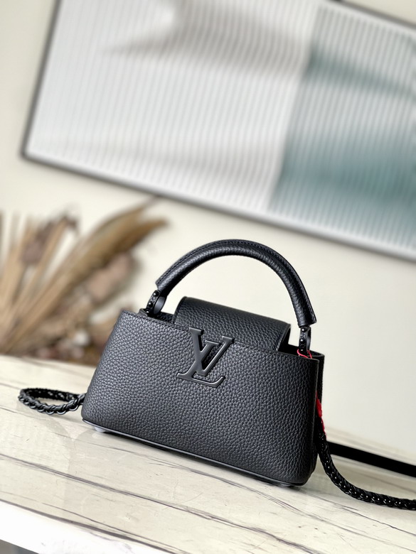 Capucines East-West Mini