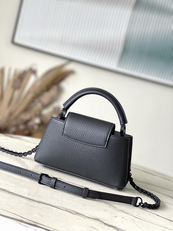 Capucines East-West Mini