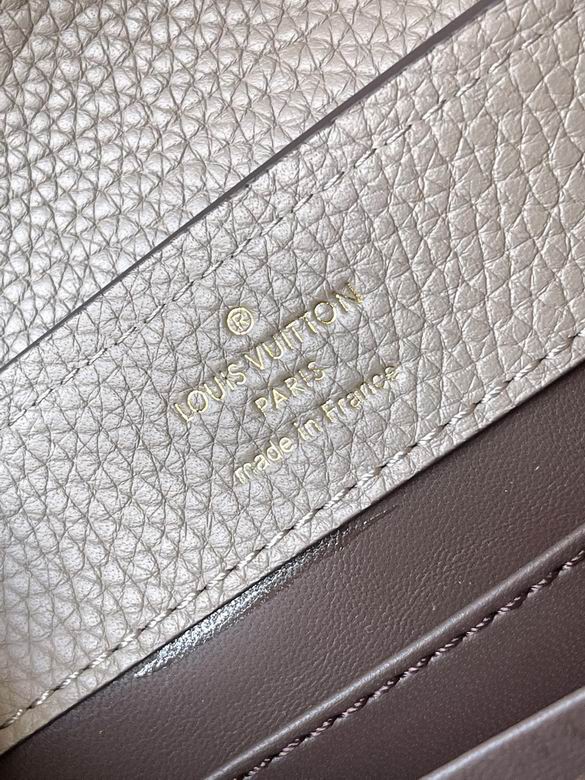 Capucines Mini handbag Taurillon leather Monogram Flowers – LB365