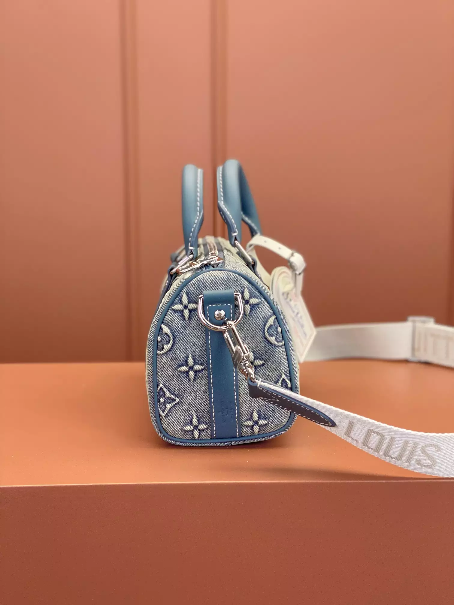 Keepall Bandoulière 25 Monogram Washed Denim Canvas