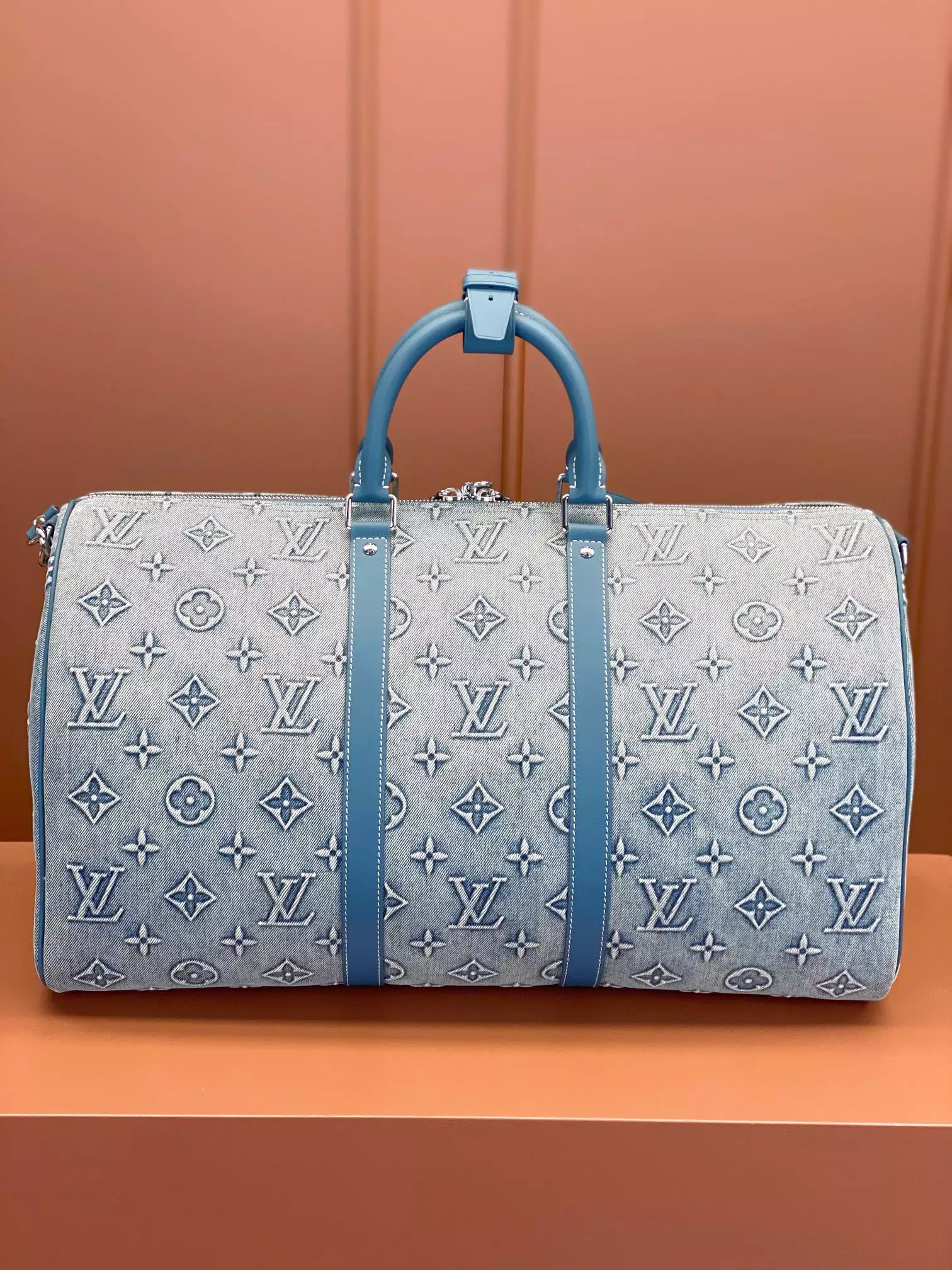 Keepall Bandoulière 50 Monogram Washed Denim Canvas