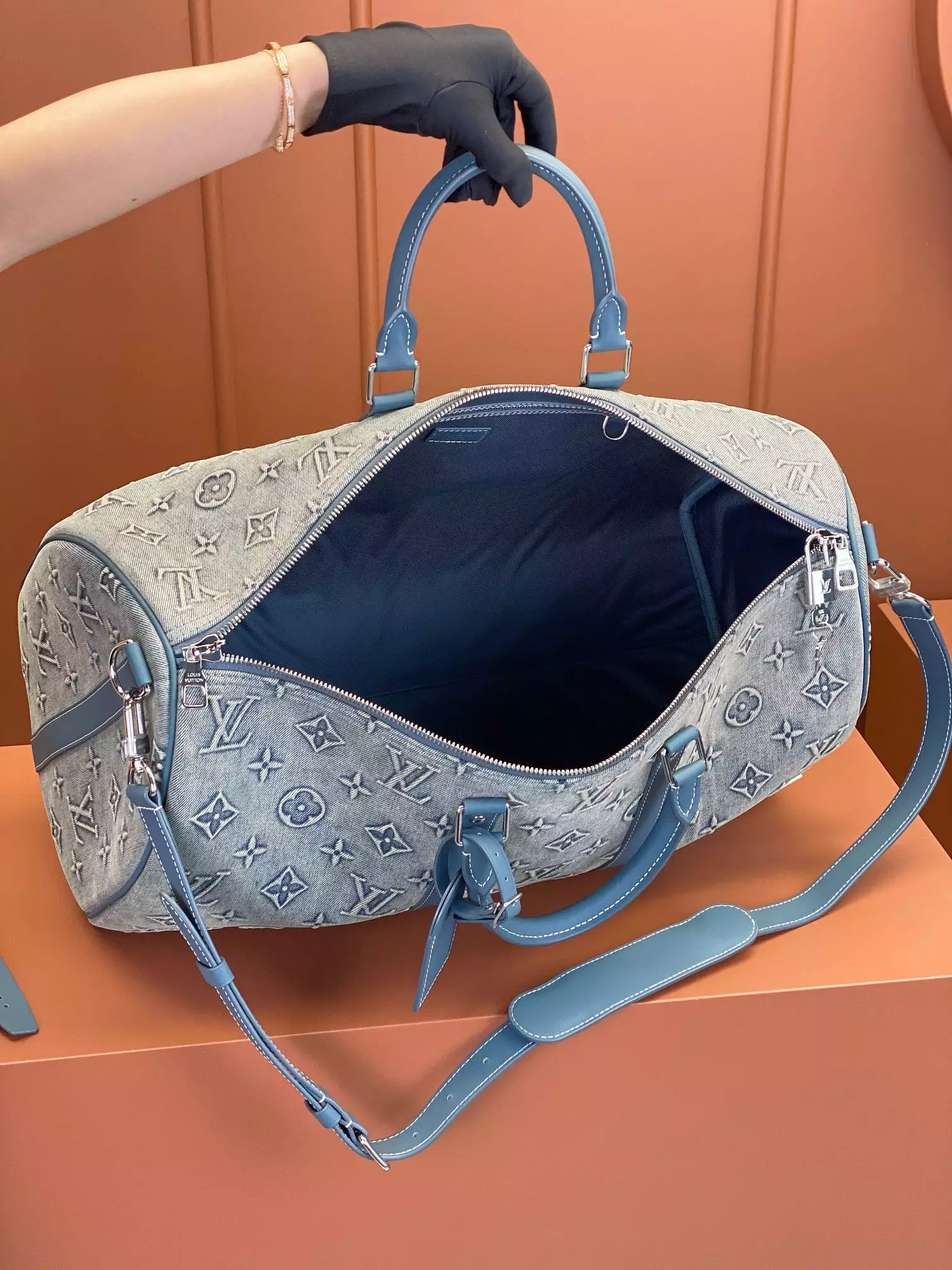 Keepall Bandoulière 50 Monogram Washed Denim Canvas